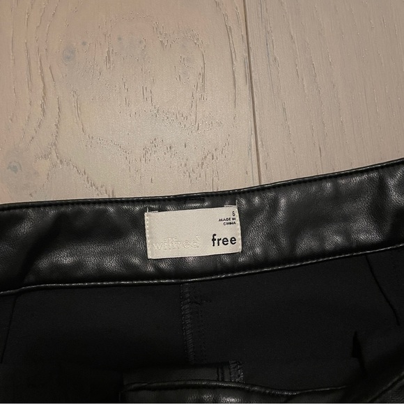 Wilfred Modern Cargo Pant - Picture 11 of 16